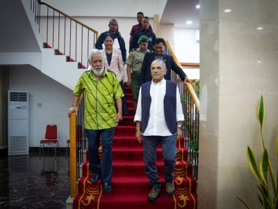 Primeiru Ministru, Kay Rala Xanana Gusmão, ho Prezidente Repúblika, José Ramos Horta, hafoin enkontru semanal, iha palasiu Prezidensial Bairo-Pite, Kinta (02/04). FOTO: media PR