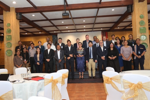  Banku Sentrál Timor-Leste servisu hamutuk ho  Ministériu Koordenador Asuntu Ekonomiku no Asaen Developmet Bank, realiza atividade konsultasaun publiku kona-ba ezbozu dekretu lei protesaun konsumidór finanseiru, iha Otel Timor (horseik). FOTO: Media BCTL//