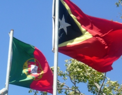 Bandeira Timor-Leste ho Portugal 
