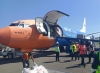 Aviaun ida ne&#039;ebe OMS aluga tula material mai Timor-Leste, segunda (26/4), iha Aeroportu Internasional Nikolau Lobato Dili. Foto Camilio de Sousa/Independente.