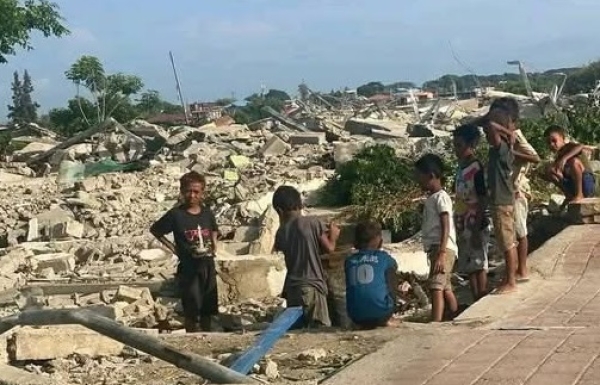 Labarik sira ne'ebe sai vitima ba Eviksaun iha Fomentu II. Foto:Dok/INDEPENDENTE.