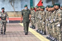 Xefe Estadu Maiór Jenerál FALINTIL-Forsa Defeza Timor-Leste (F-FDTL), Tenente Jenerál, Domingos Raul ‘Falur Rate Laek’, halo pasa revista ba parada militar iha ambitu selebrasaun loron ezistensia Sentru Instrusaun Komandante Nikolau Lobato (SIKNL) ba tinan 23, iha SIKNL, Metinaro, Dili, (19/02/24). Foto: INDEPENDENTE/Domingos.