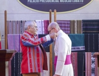 Prezidente Repúblika José Ramos Horta, sesta ne'e (28/02/25), kondekora Reprezentante Santa Sé iha Timor-Leste, Monsiñor Marco Sprizzi ho grau kolar ordem Timor-Leste.