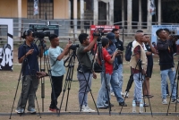 Jornalista sira husi Orgaun Komunikasaun Sosial sira iha TL hala'o Kobertura ba atividade Komemorasaun Loron Trajedia Balibo Five ba dala-50 no Loron Nasional Liberdade Imprensa ba Dala-Tolu, ne'ebe realiza iha Kampu Balibo, Postu Administrativu Balibo Vila-Munisipiu Bobonaro, Kuarta (15/10/25). Foto:INDEPENDENTE/EFRAIM SOUSA.