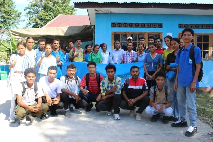 Human Rights Office Reaches Out to Next Generation in Oe-Cusse