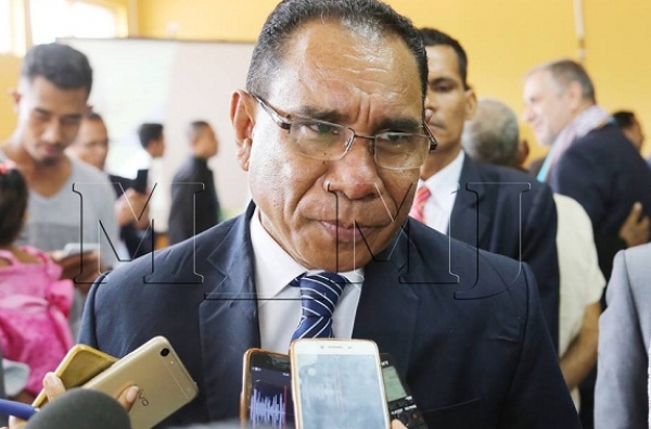 Ministru Justisa Manuel Carceres.