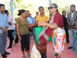 Ministériu Solidariedade Sosiál no Inkluzaun (MSSI) ho Ministériu Saúde (MS), distribui ai-han ba pasiente afeita moras Lepra hamutuk 160 iha Munisípiu Manatuto. Foto:Media MSSI.