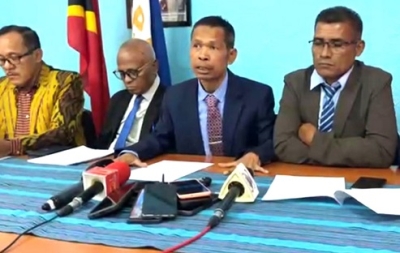 Bankda PD, CNRT ho KHUNTO realiza Konferensia Imprensa hodi kansela desizaun sosa kareta foun ba deputadu sira. segunda (15/09/25). Foto:Kontribuente.