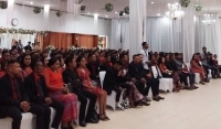 Estudante finalista hamutuk na’in 200 husi Kakuldade Siénsia Sosiais no Pólitika iha Universidade Nasional Timor-Lorosa’e simu ona Judisium. (06/06/24). Foto:INDEPENDENTE/Ivonia.