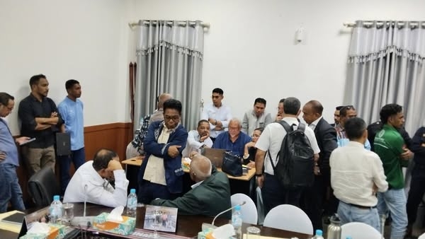 Asesor husi PN prepara hela akordu ba halakon lei pensaun vitalisia. Sala Konferensia PN, (17/09/25).