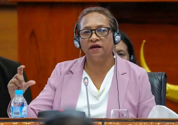 Ministra Edukasaun iha Debate Proposta Lei OJE 2026, Iha PN, (17/11). Foto: INDEPENDENTE