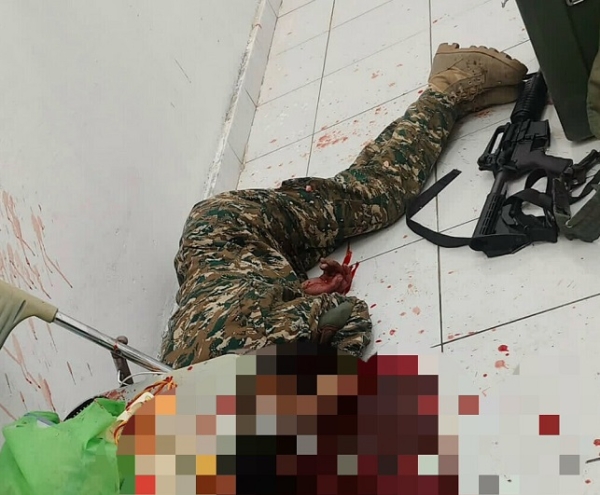 Membru FALINTIL-Forsa Defeza Timor-Leste ho naran kompletu Reinaldo Ximenes ne’ebé vida iha tersa ne'e (10/06/25), iha iha Postu Komponente Naval Oebau, Suku Costa, Sub-Rejiaun Pante Makasar, iha Rejiaun Administrativa Espesial Oecuse Ambeno (RAEOA). Foto:Kontribuente.