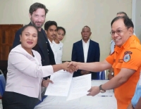 Autoridade Protesaun Sivil (APS) ho ajénsia Similie asina akordu haforsa sistema alerta sedu iha Timor-Leste. FOTO: APS