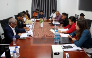 Konsellu Imprensa Timor-Leste hamutuk ho Sekretaria Estadu Komunikasaun Sosial (SEKomS) kontinua halo diskusaun kona-ba proposta alterasaun Lei Komunikasaun Sosial, iha Palásiu Governu, (14/08/25). Foto:Media KI.