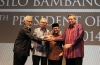  MENTOR SUPER: Husi karuk, Xanana Gusmao, Try Sutrisno, B.J. Habibie, no Susilo Bambang Yudhoyono hafoin sai oradór iha forum Super Mentor, Jakarta Domingu (17/5). Foto Jawa Pos