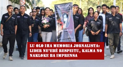Ekipa Jornál INDEPEDENTE presta omenajen ba Saudozu Francisco Guterres Lu Olo iha ninia rezidénsia iha Faról, Dili, iha Kinta (25/06). FOTO: INDEPENDENTE.