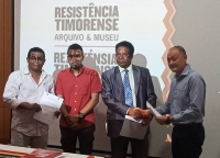 Arkivu no Museu Rezistensia Timorense (AMRT, I.P) asina akordu ho Empreza Star King Konstruction, Lda no DMF acesso iha joint venture, ba konstrusaun Obra Jardin Chama Eterna. Foto:Ivonia Varela/INDEPENDENTE.