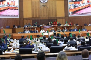 Deputadu sira iha PN aprova ona orsamentu ba Ministeriu Komersiu no Industria, iha PN, Tersa (18/11). Foto:INDEPENDENTE