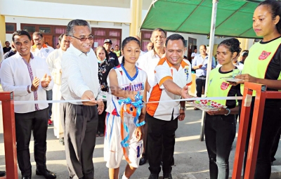 Primeiru Ministru Rui Maria de Araú¬jo halaó lansamentu abertura ba liga Nasionál basquetebol Timor-Leste. 