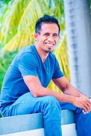 Hakerek-nain: Miguel Freitas Faluchay.