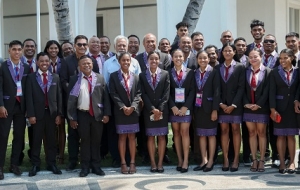 Atleta Timoroan na’i 58 foto hamutuk ho Primeiru Ministru Kay Rala Xanana Gusmão, hafoin remata hasoru malu, iha Palasiu Governu, kuarta (13/09/23). Foto:Media Gabinete PM.
