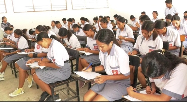 Estudante sira husi ESG O4 Setembru UNAMET Balide, Dili. Foto:Dok/INDEPENDENTE.