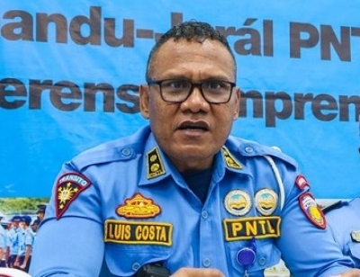 Xefe Departamentu Tranzitu Seguransa Rodaviariu Nasionál (DTSRN), Superintendente Assistente Polísia Luis da Costa. Foto:Dok.